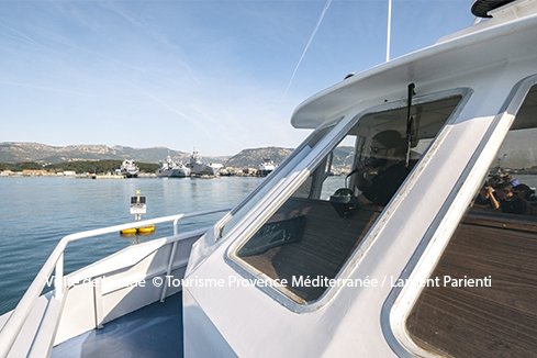 Visite de la rade  © Tourisme Provence Méditerranée / Laurent Parienti