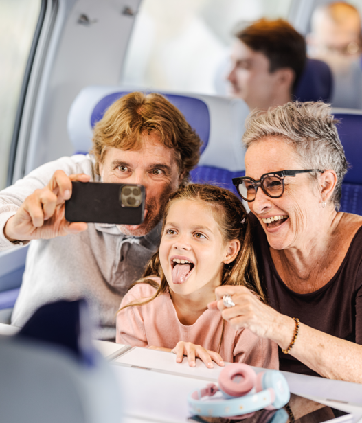 Famille en TGV Lyria