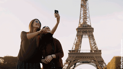 Jeune fille qui font des selfies