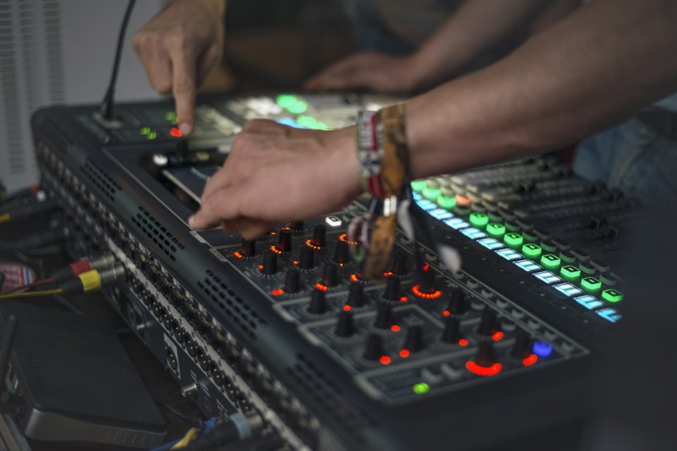 DJ nightclub mixage