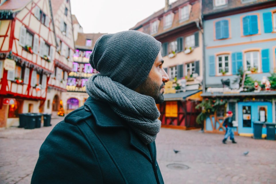 homme visite strasbourg Alsace Maisons