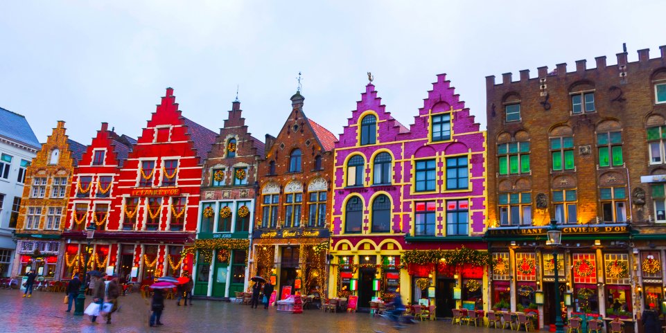 façades bruges couleurs