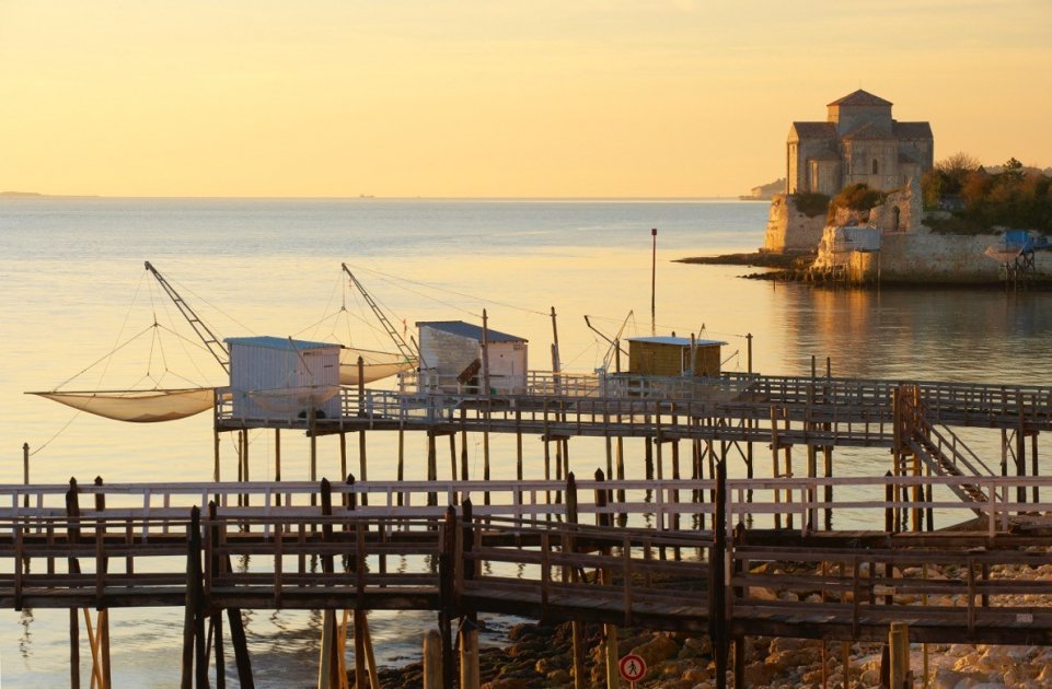 La baie de Talmont-sur-Gironde au coucher de soleil