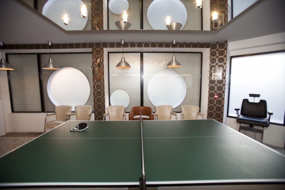 Gossima bar ping-pong jeu paris