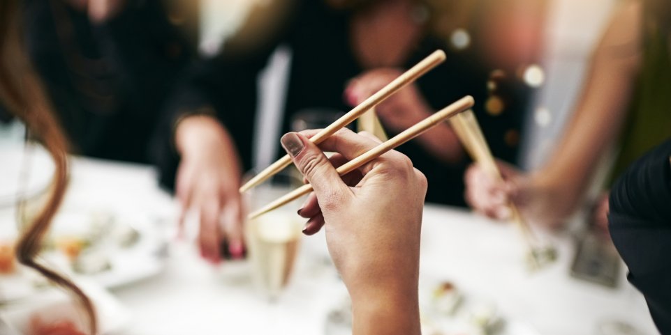 Manger au restaurant japonais 