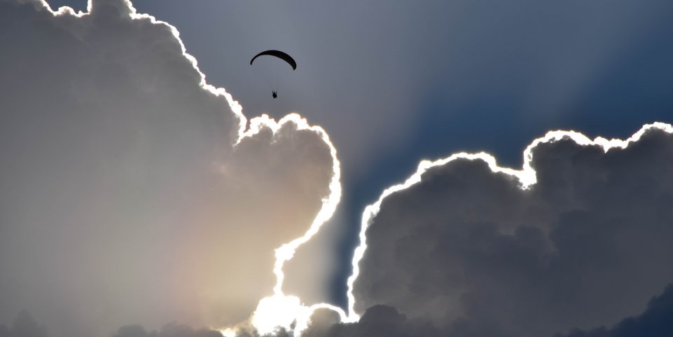 Faire du parapente en Auvergne
