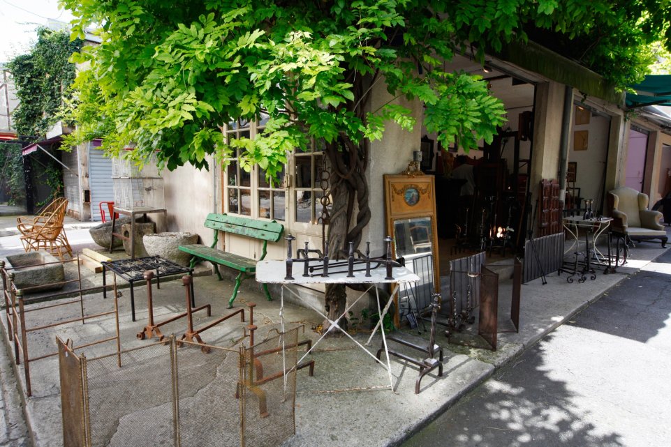 Marché aux puces Paris brocante