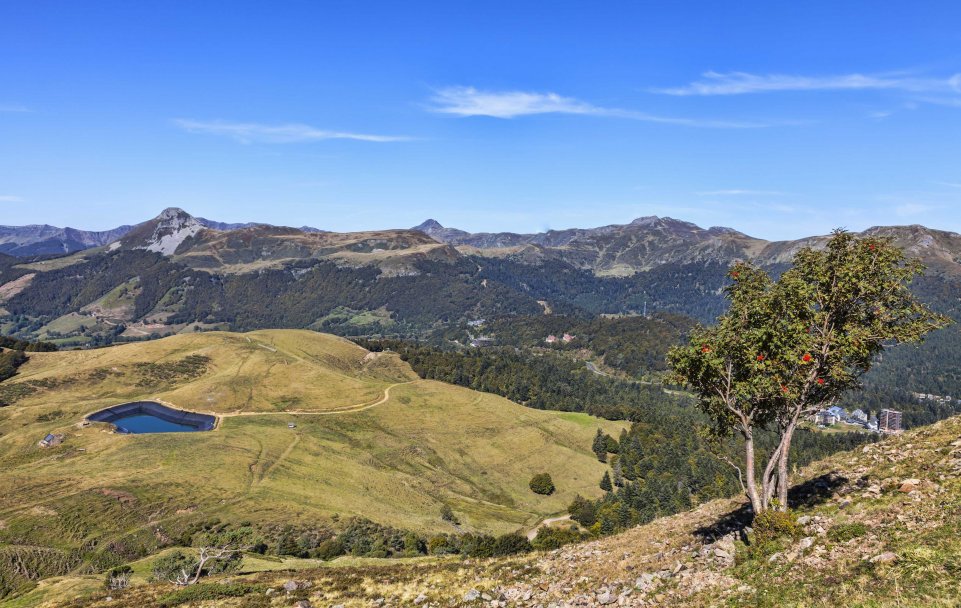 paysage montagneux dans le massif central