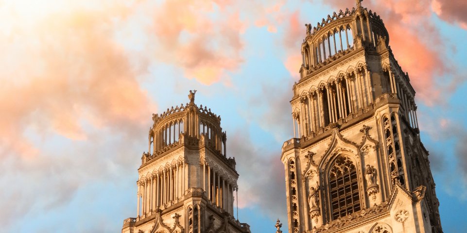 cathédrale orléans nuages