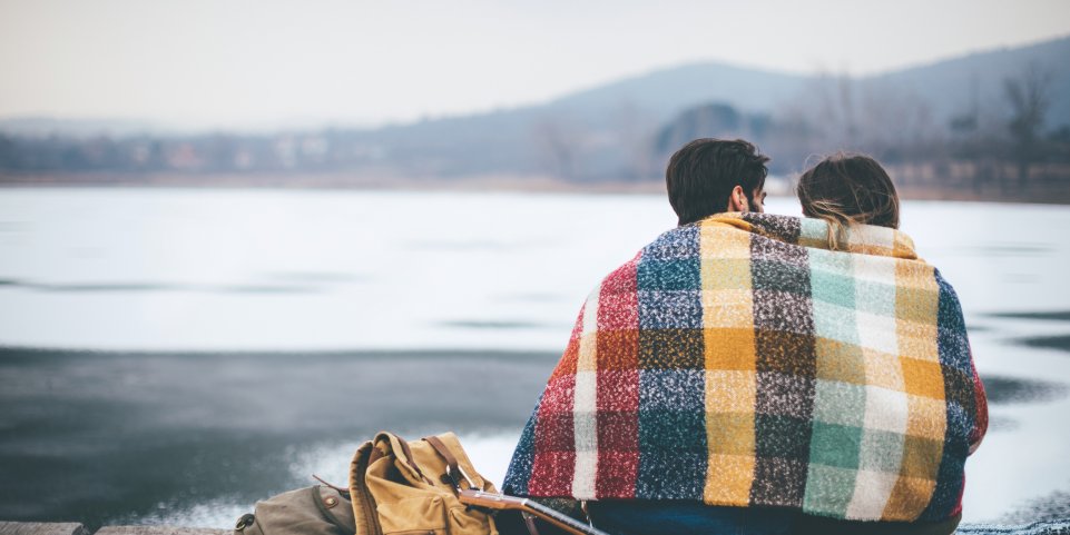 couple hiver montagne