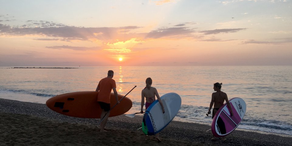 surfeurs sunset
