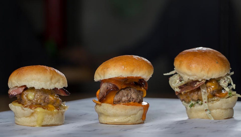 mini burgers 