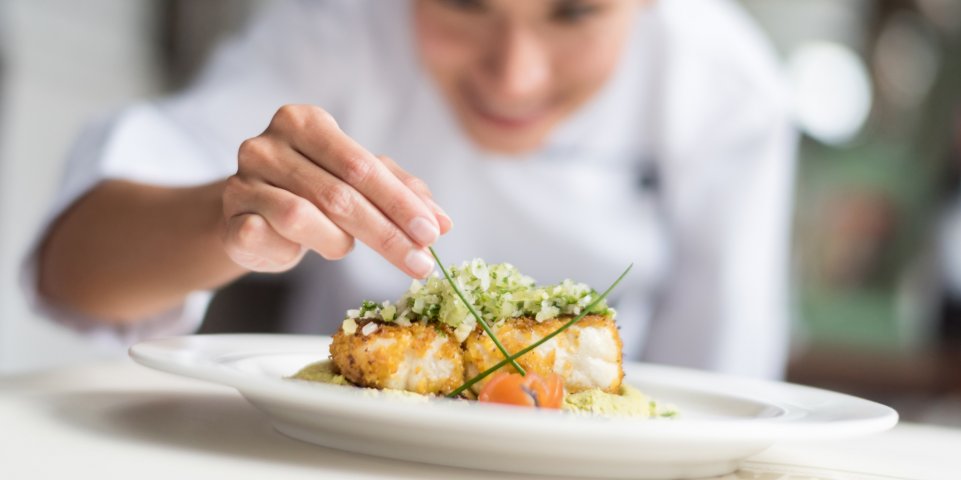 chef plat gastronomie 