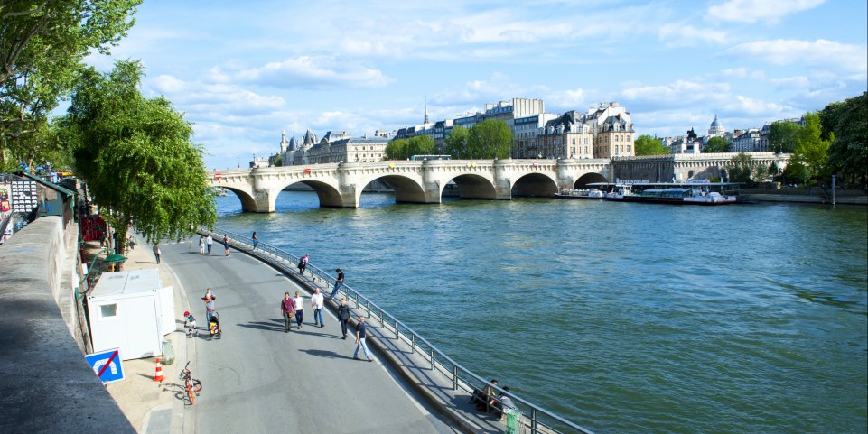berges de la seine Paris
