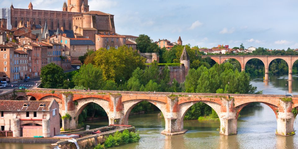 Vue plongeante sur Albi
