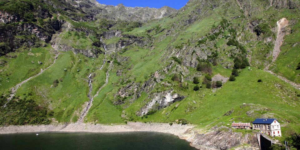 lac vallée de luchon eau thermale