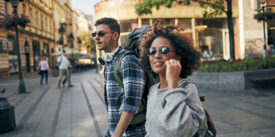 jeunes amis voyage