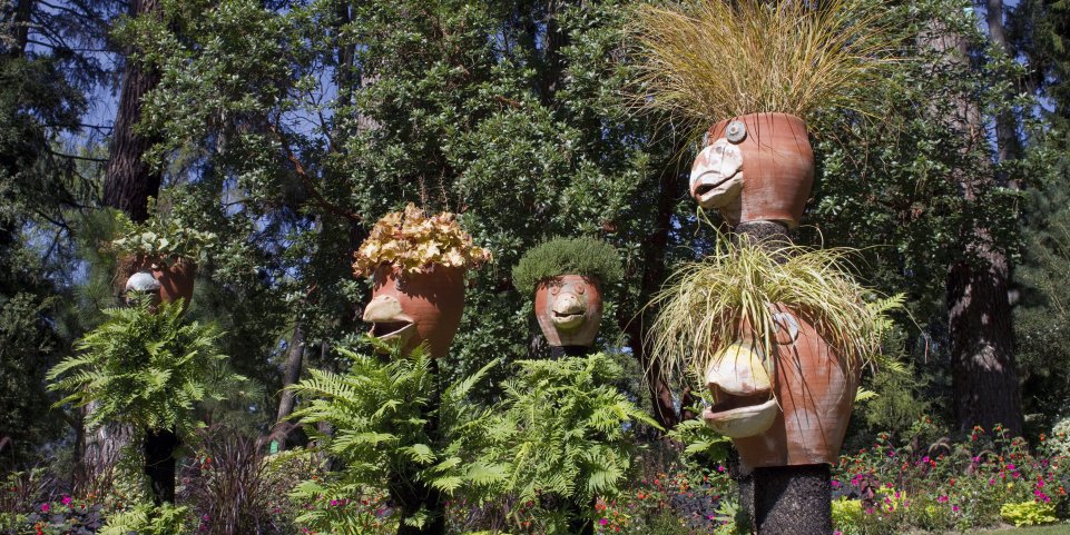 Des Totems au Jardin des Plantes de Nantes