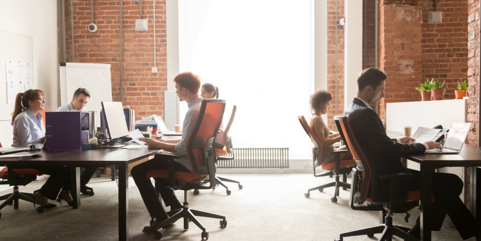 Bureau coworking travail entreprise pro