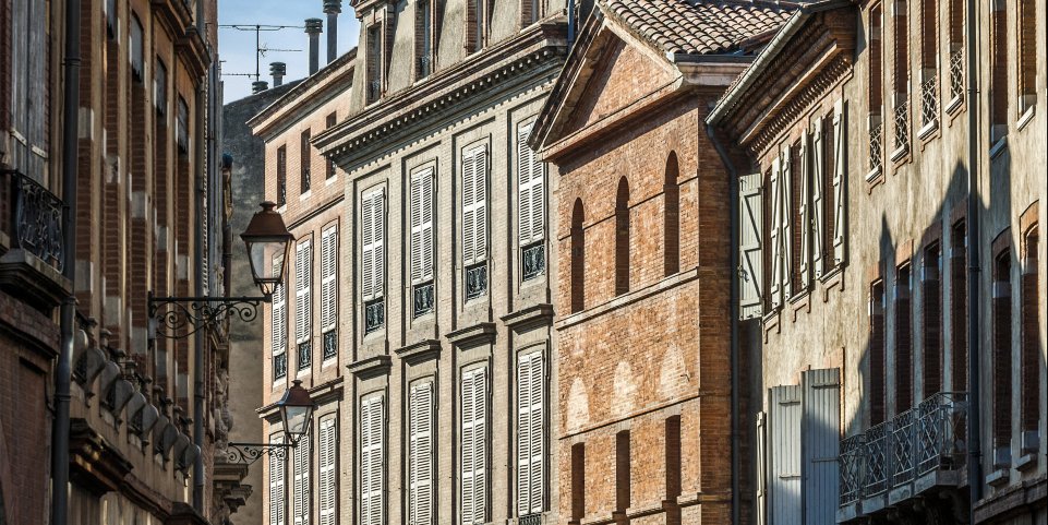 Rue de la Dalbade, quartier des Carmes de Toulouse