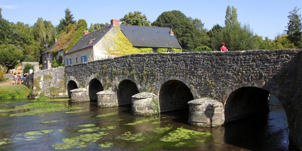 Asnières-sur-Vègre