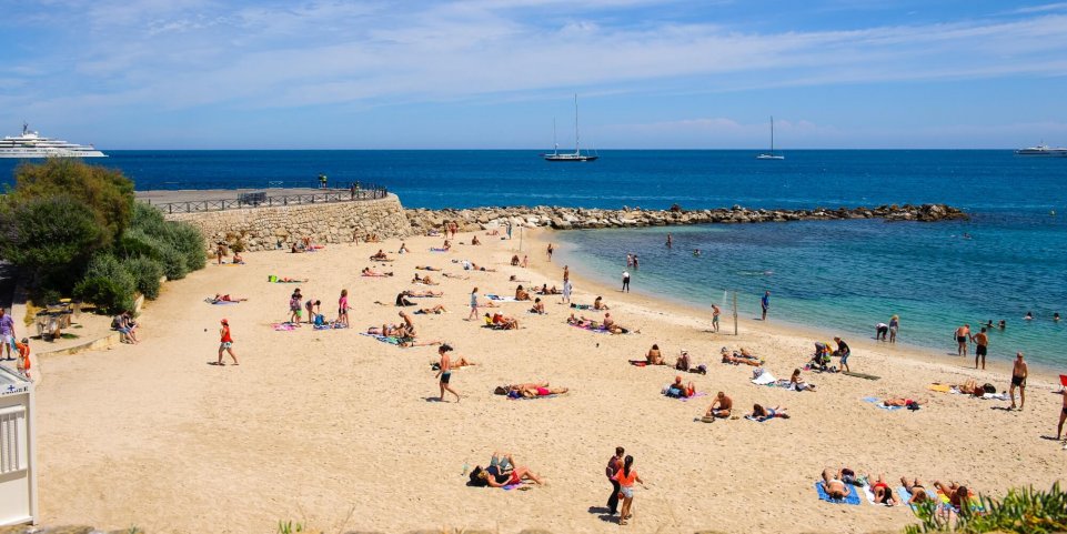 Plage d'Antibes Côte d'Azur méditerranée