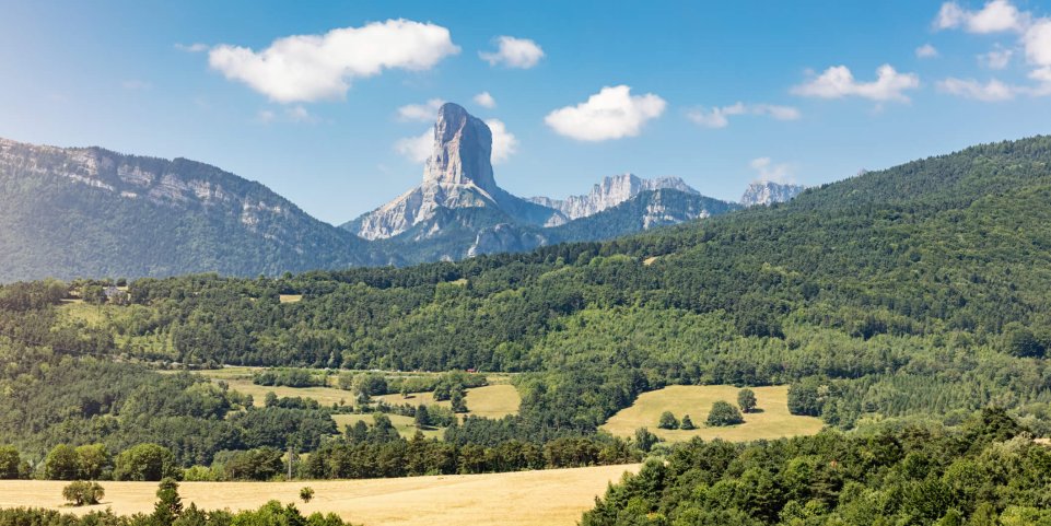 Le Mont Aiguille en été