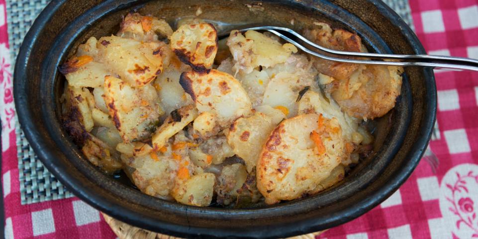 Plat de la gastronomie alsacienne : baeckeoffe