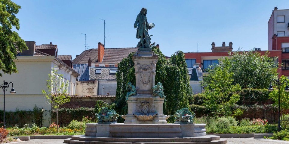 Statue Watteau à Valenciennes