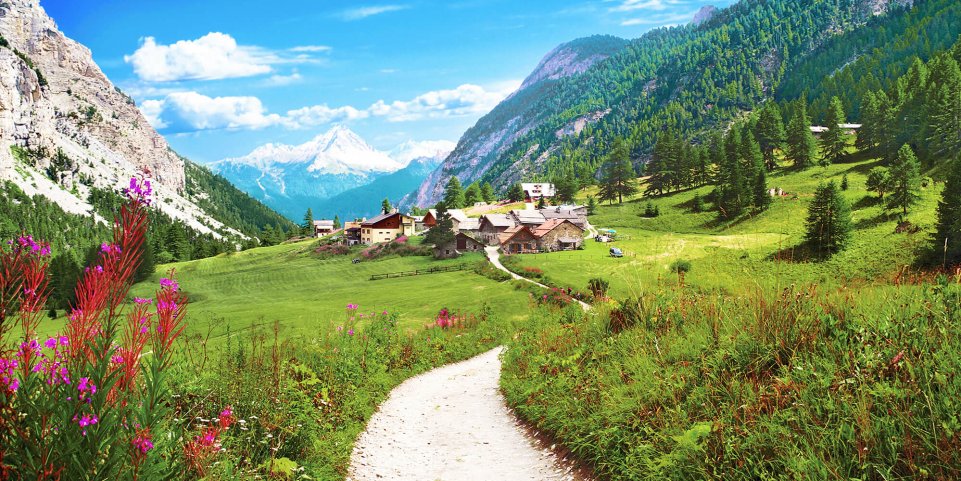 Un village dans le briançonnais
