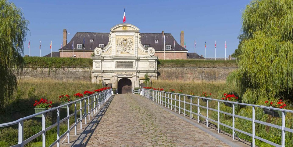 portail de l'ancienne forteresse à Lille