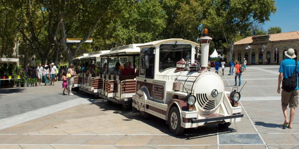 Petit train de Montpellier, place de la Comédie