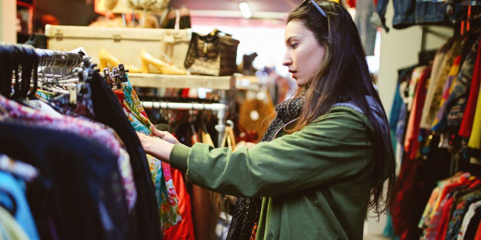 femme londres shopping vintage