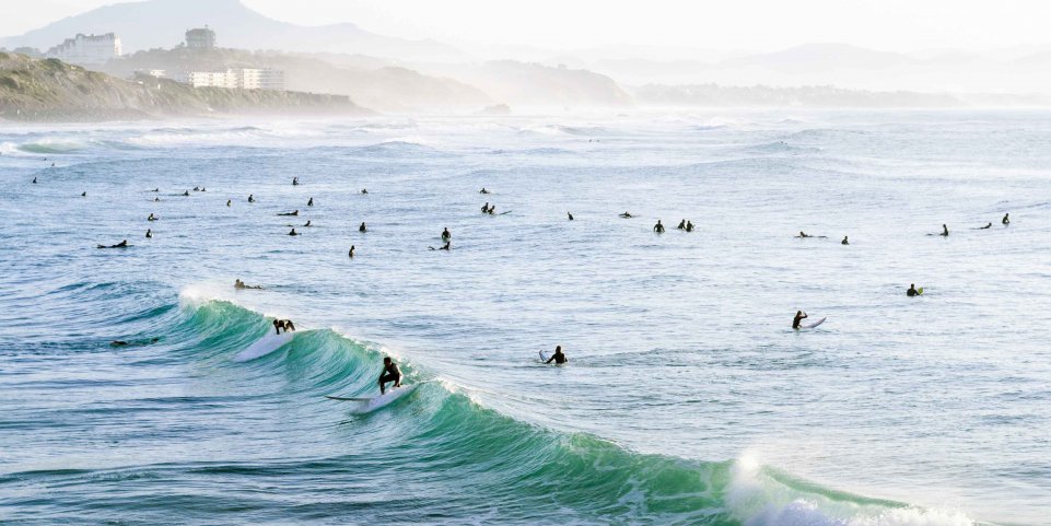 surfeurs biarritz 
