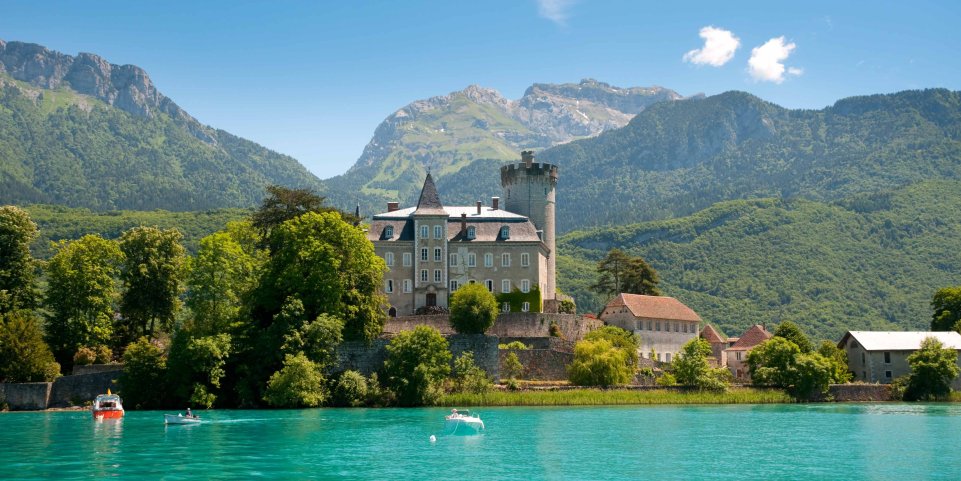 annecy chateau lac 