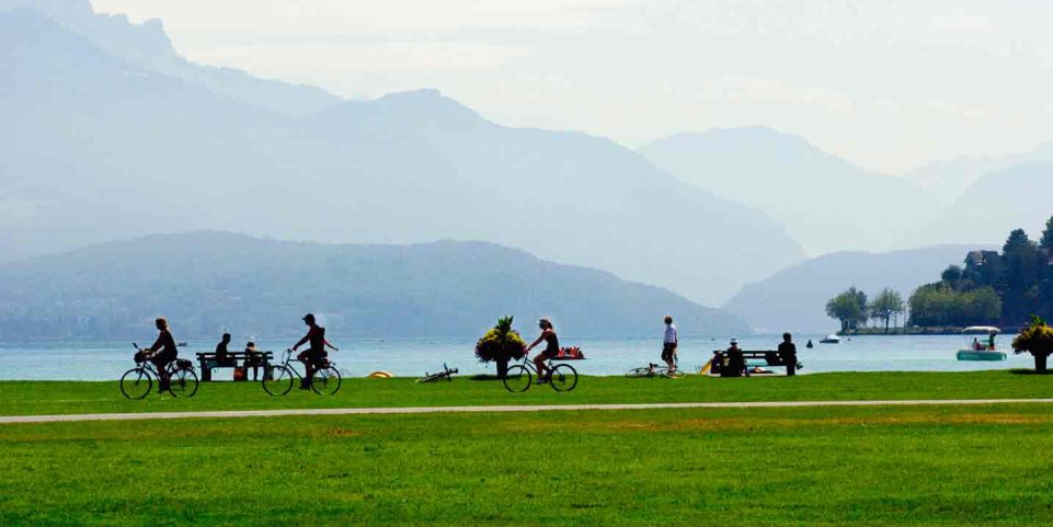 velo bord du lac d'annecy 