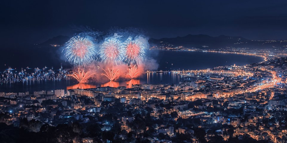 feu d'artifice de la baie de Cannes