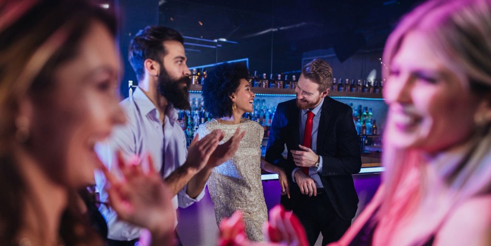 soirée entre amis bar