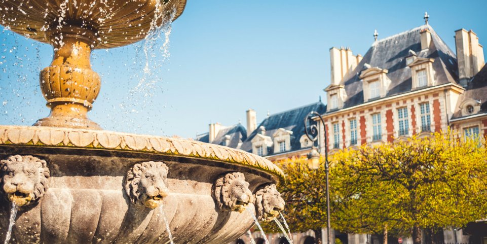 fontaine marais paris