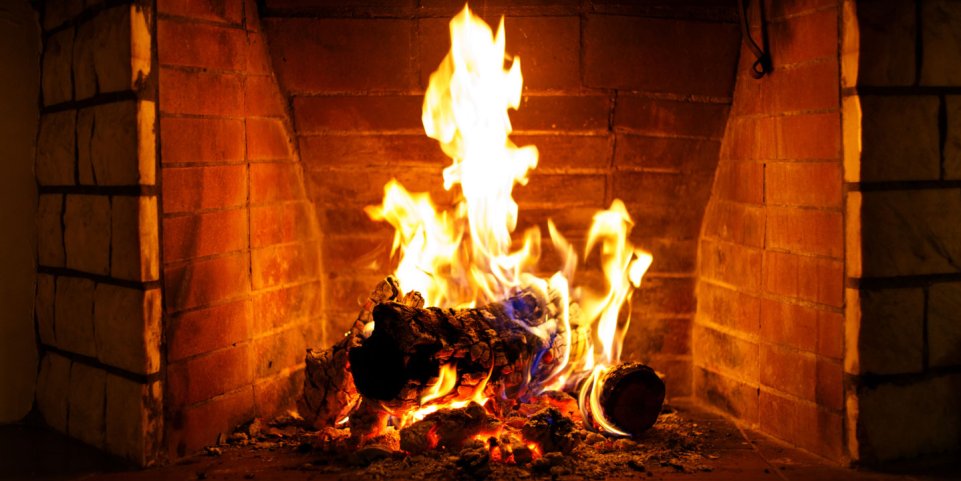 Du feu dans une cheminée