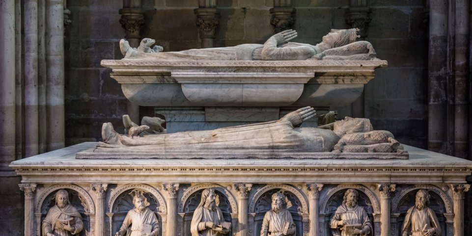 Gisant dans la Basilique Cathédrale Saint-Denis