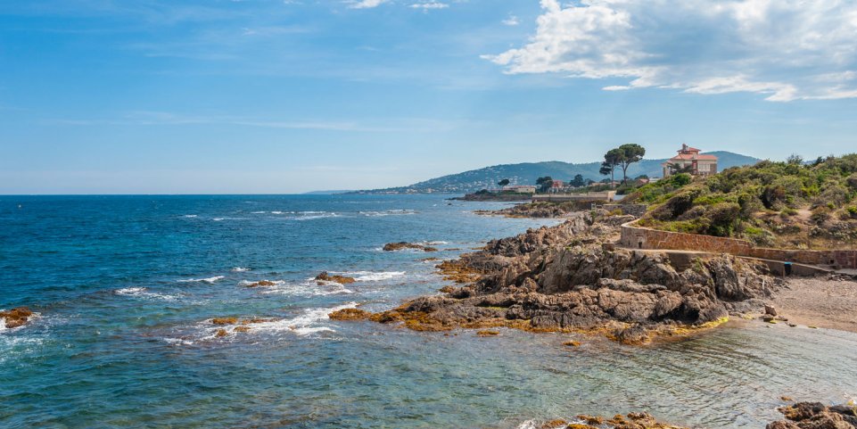 La côte de Saint-Aygulf