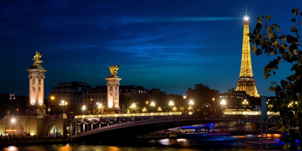paris by night : Seine et Tour Eiffel