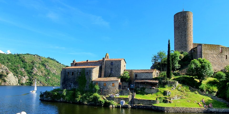 Bateau sur les Gorges de la Loire