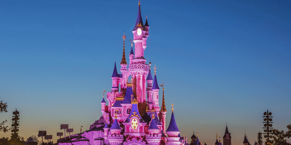 Disneyland® Paris, le château de la Belle au bois dormant