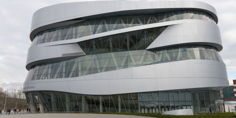 Vue du musée Mercedes Benz à Stuttgart