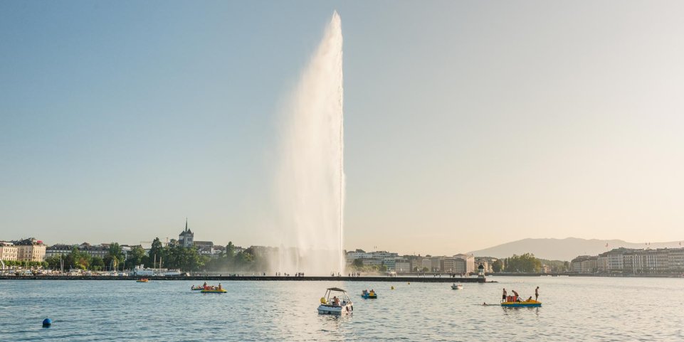 Jet d'eau sur le Lac Léman à Genève