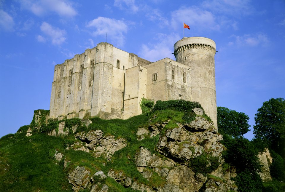 Le Château De Falaise Est Le Lieu De Naissance De Guillaume Le Conquerant Et Un Musee Fascinant Falaise Normandie France Image431815406