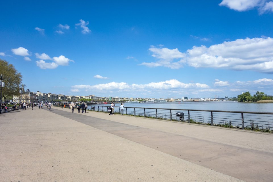 Les quais de Bordeaux