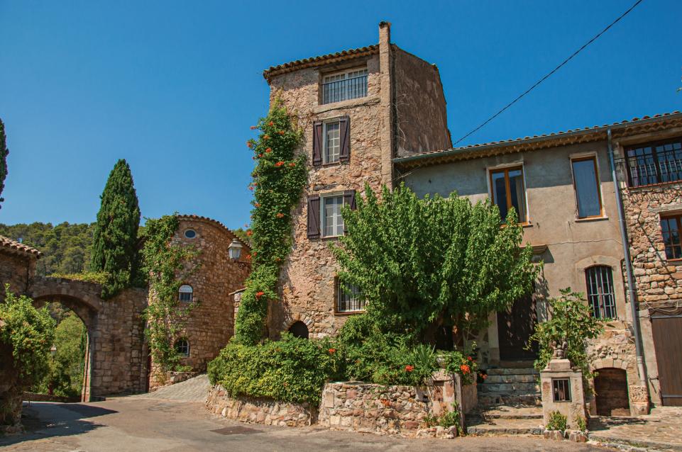 Découverte des ArcssurArgens, cité médiévale du Var SNCF Connect